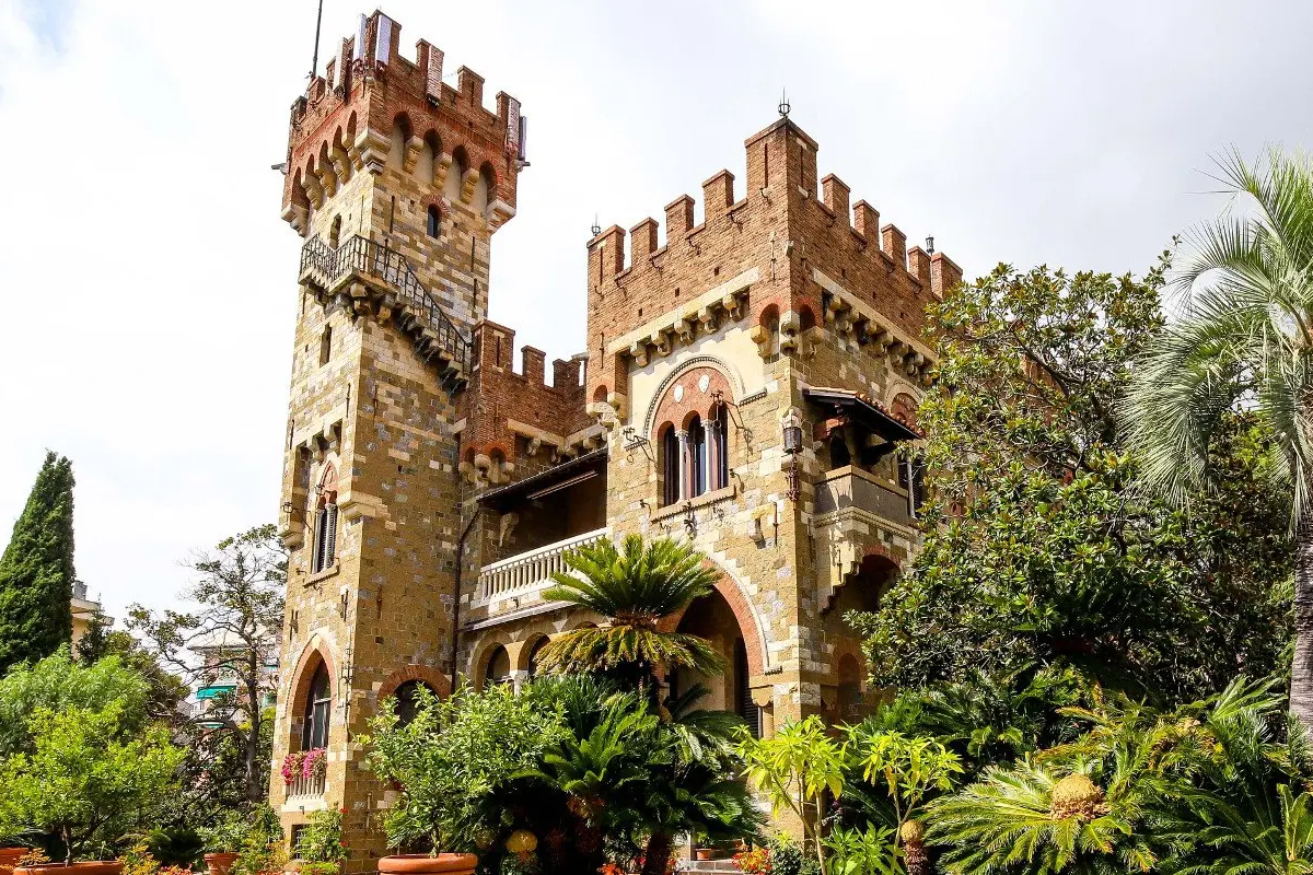 Castello Coppedè di Genova "Caccia al tesoro, indovinelli e incantesimi per festeggiare l'autunno insieme"