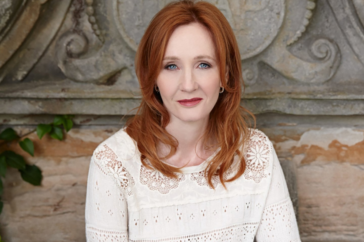 J.K. Rowling: La «mamma» di Harry Potter annuncia l'uscita di un nuovo romanzo "Il maialino di natale"