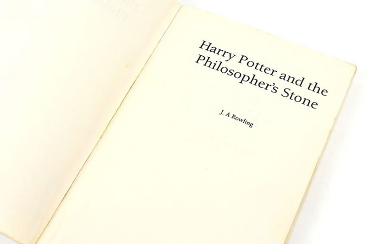 Harry Potter: Una rara edizione della Pietra Filosofale verrà battuta all'asta per circa 4000 sterline
