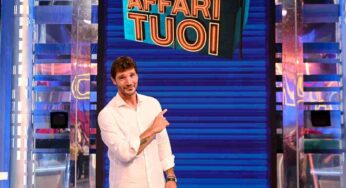 Affari Tuoi, come si fa a partecipare come pubblico e quanto si guadagna? I segreti dietro la trasmissione